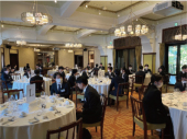 入社式