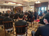 入社式